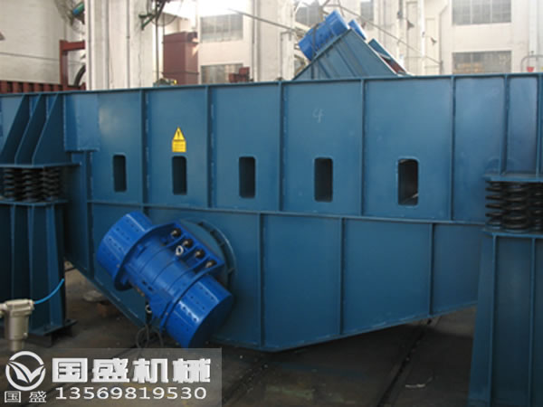 石油慣性振動(dòng)輸送落砂機(jī) 石油慣性振動(dòng)輸送落砂機(jī)