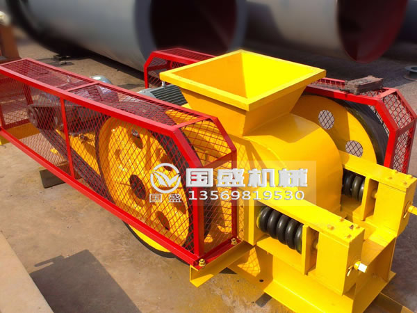 2PG對輥細(xì)碎機(jī) 2PG對輥細(xì)碎機(jī)